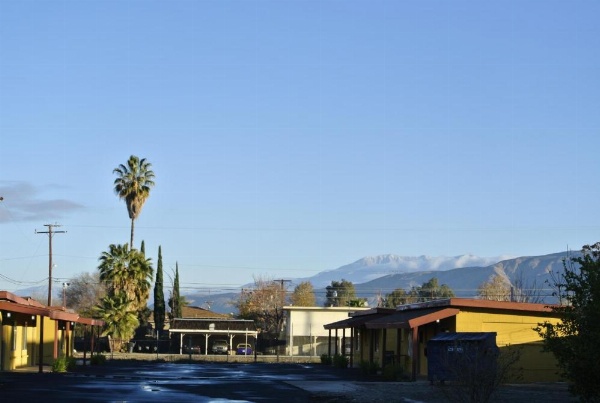 Royal Inn and Suites image 27